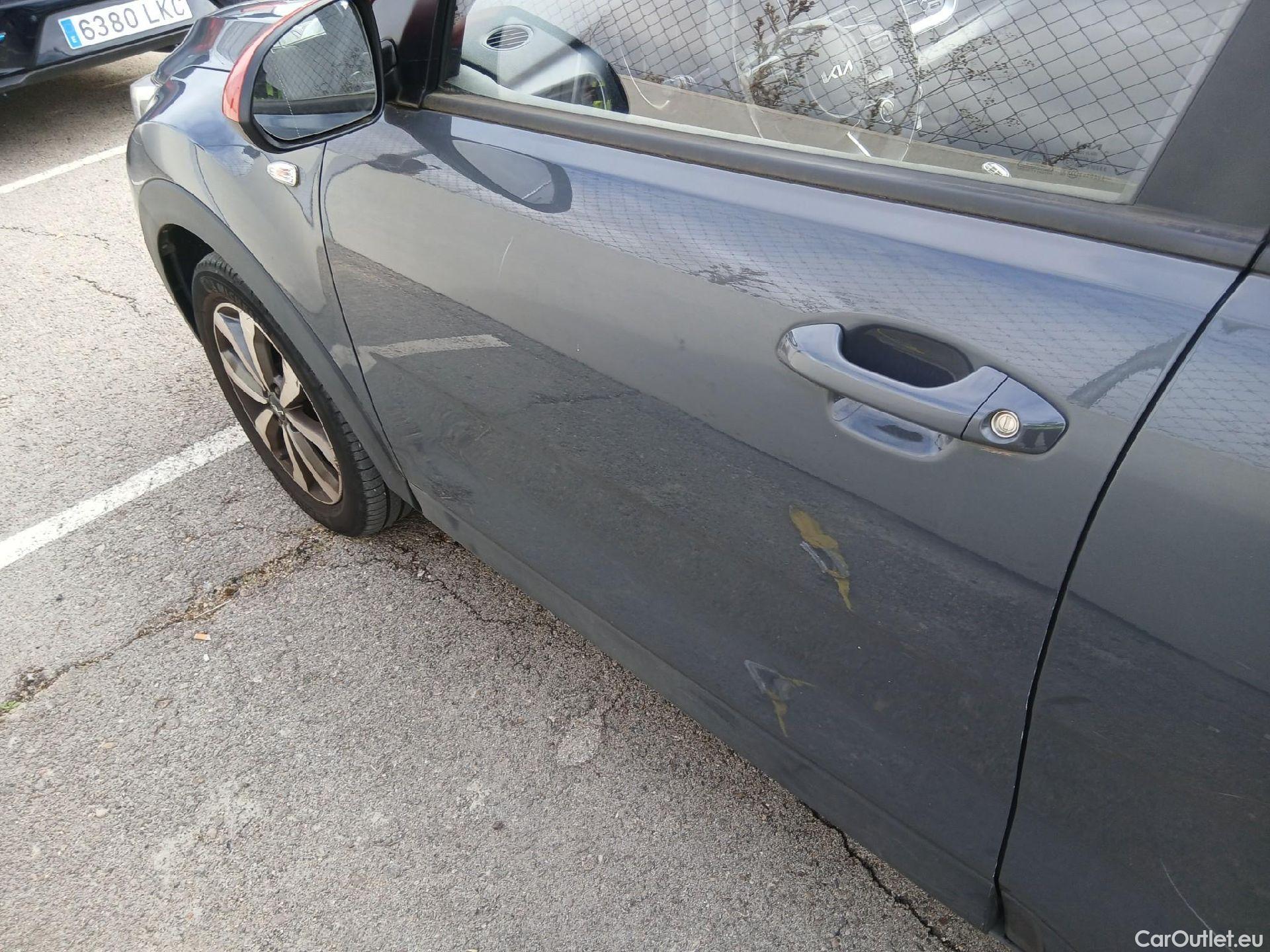  KIA  STONIC KIA  / 2017 / 5P / todoterreno 1.0 T-GDi 74kW (100CV) MHEV iMT Concept #13