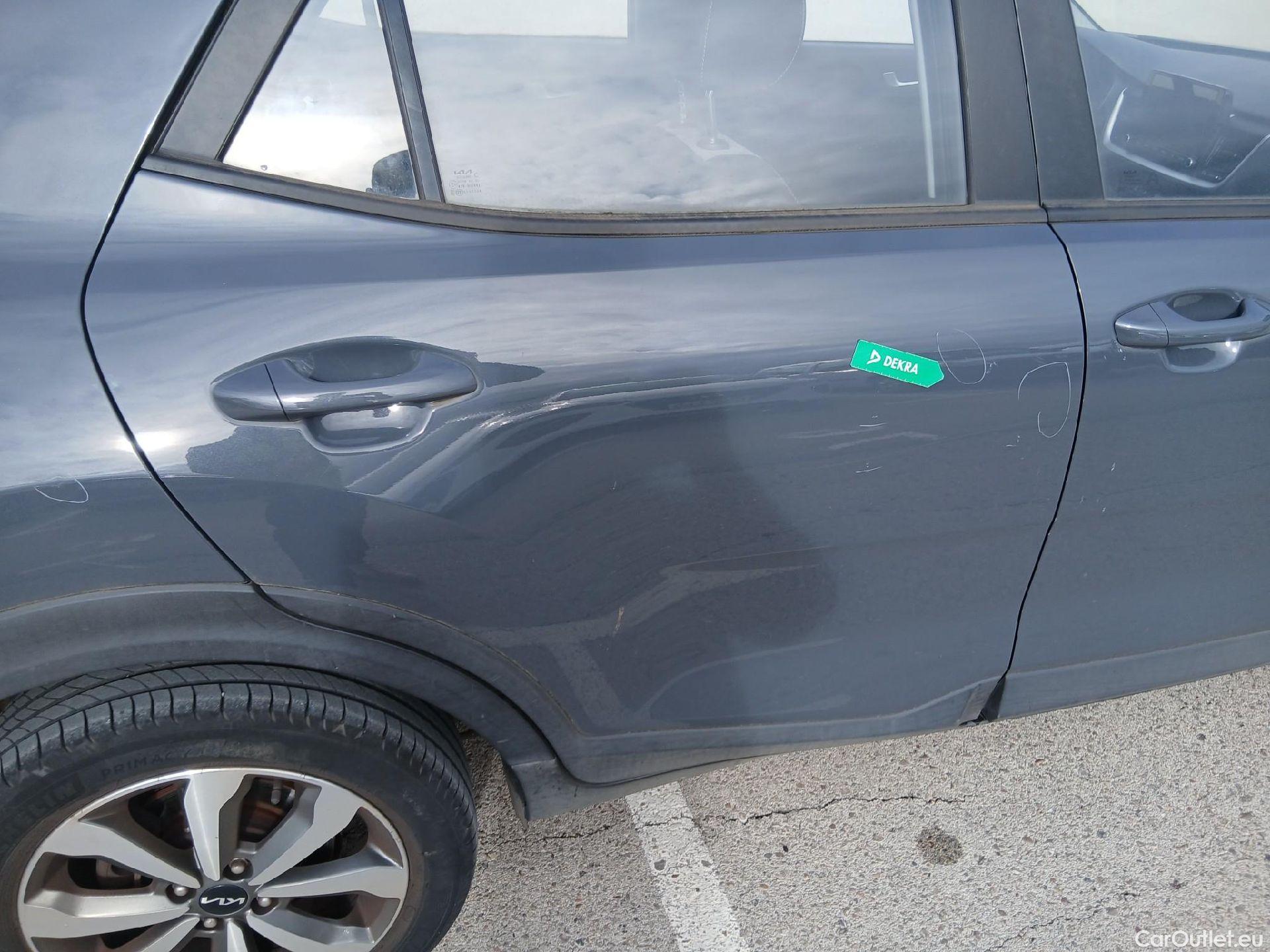  KIA  STONIC KIA  / 2017 / 5P / todoterreno 1.0 T-GDi 74kW (100CV) MHEV iMT Concept #32