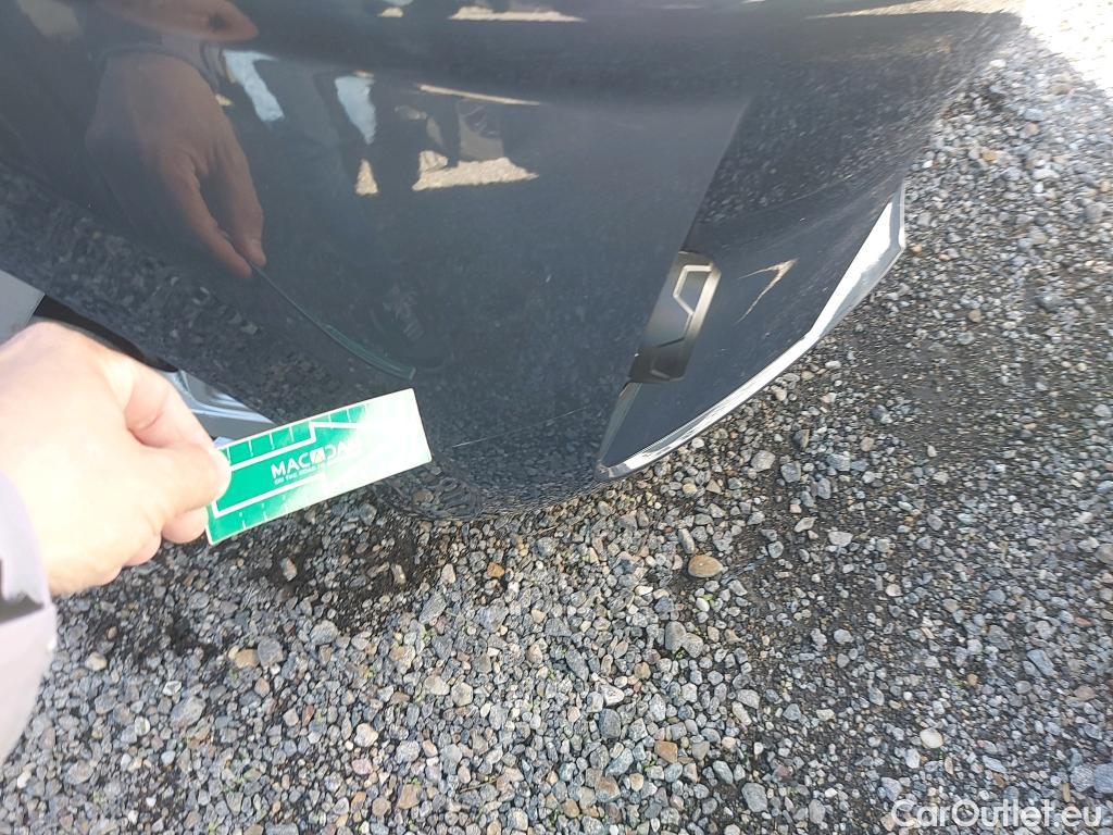  Hyundai  i10 HYUNDAI  / 2020 / 5P / berlina con portón 1.0 Klass #5