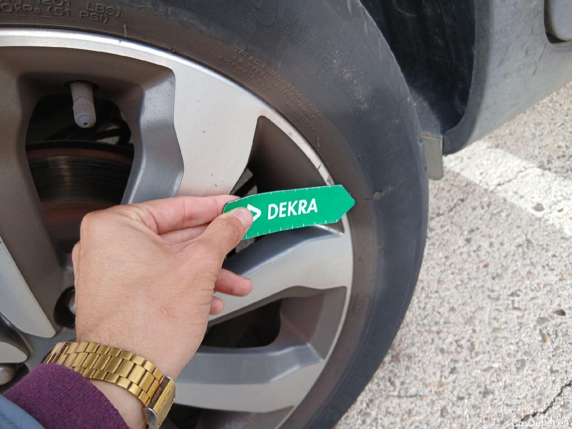  KIA  STONIC KIA  / 2017 / 5P / todoterreno 1.0 T-GDi 74kW (100CV) MHEV iMT Concept #2