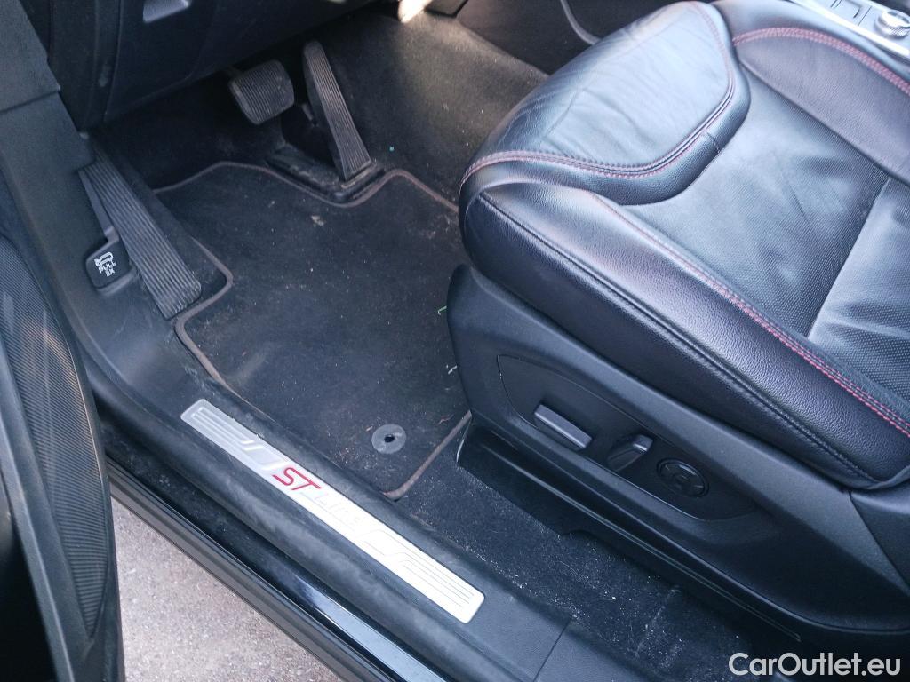  Ford  Explorer  ST-Line Plug-in-Hybrid 4x4 3.0 EcoBoost 455CV AT10 7 Plazas E6d #14