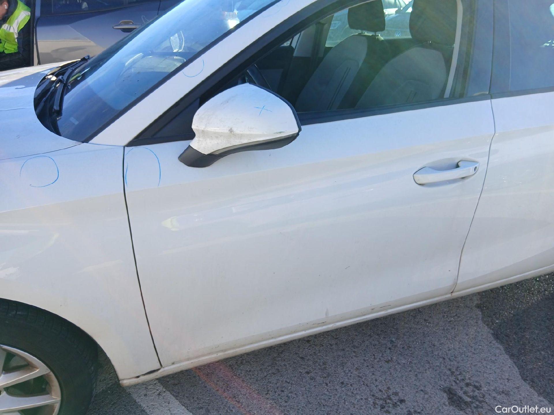  Seat  Leon SEAT Nuevo León / 2020 / 5P / familiar SP 1.5 TSI 96kW S&S Style Go(SP) #17