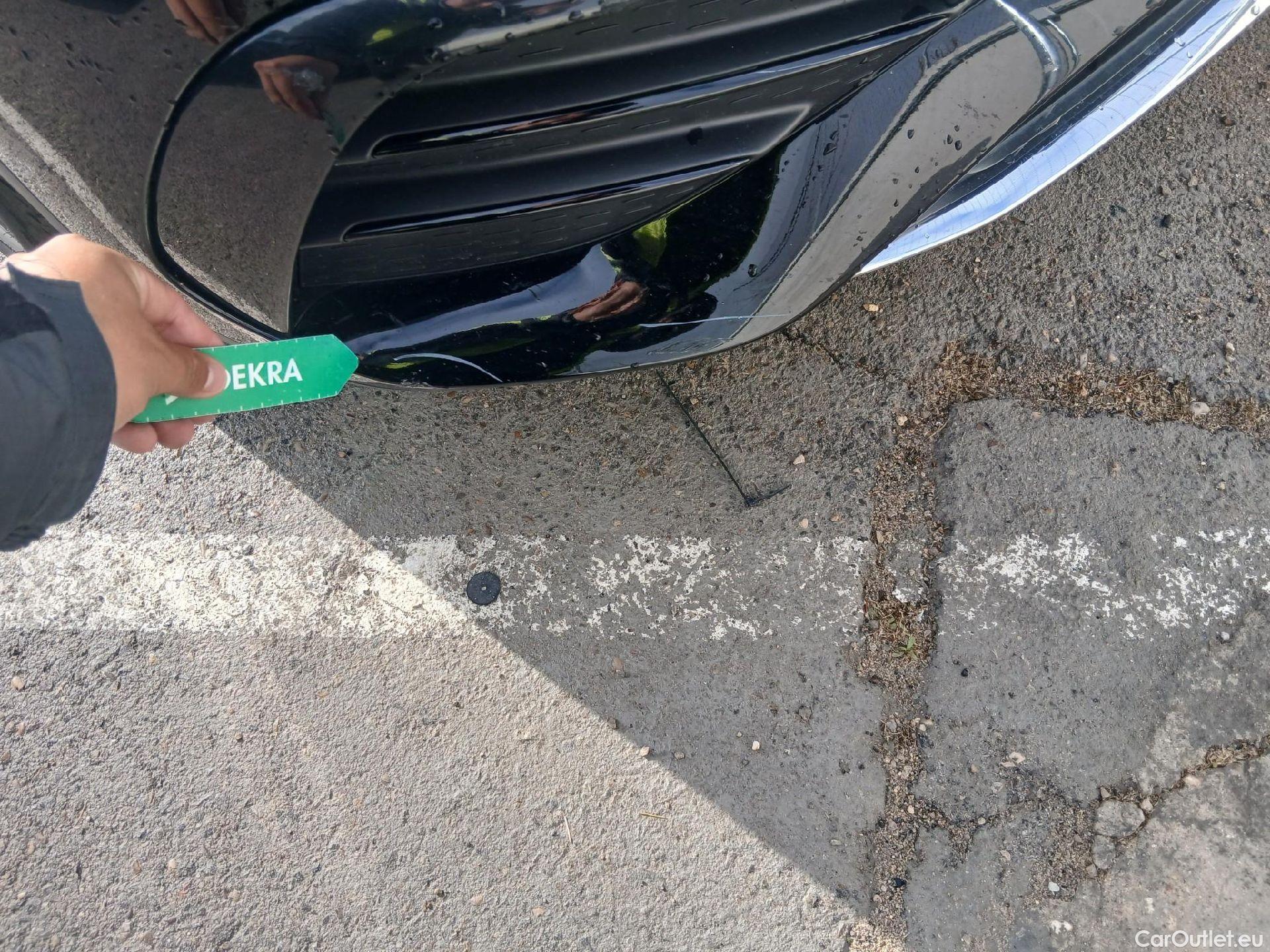  Mercedes  GLA MERCEDES-BENZ  / 2020 / 5P / todoterreno  200 D #5