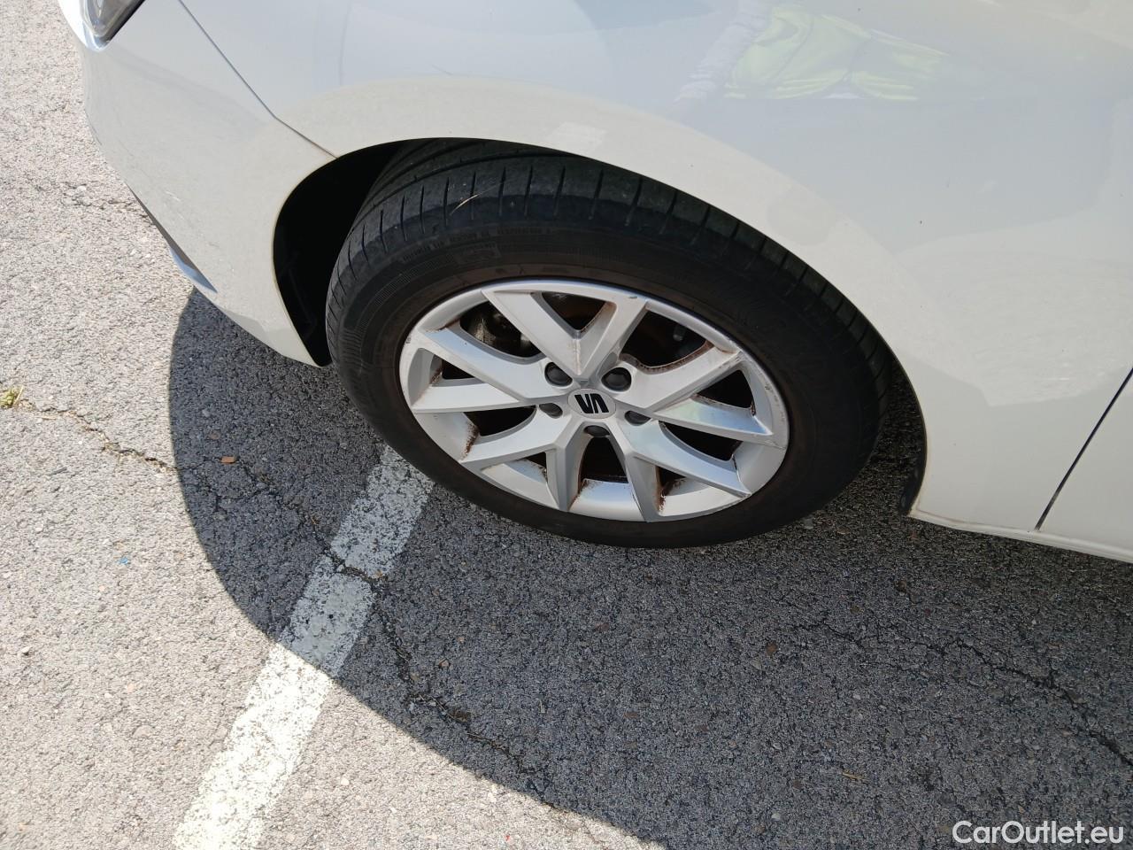  Seat  Leon  Style Go 2.0 TDI 115CV MT6 E6d #2