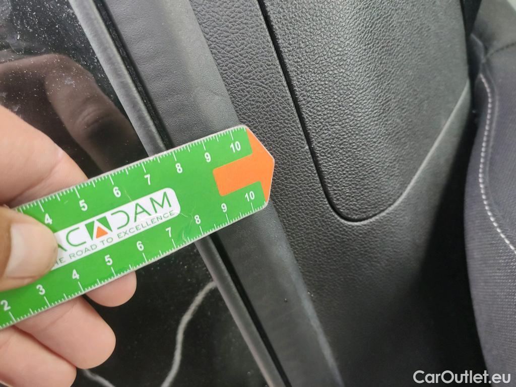  Renault  Kadjar RENAULT  / 2019 / 5P / crossover Intens Blue dCi 85kW (115CV) #21