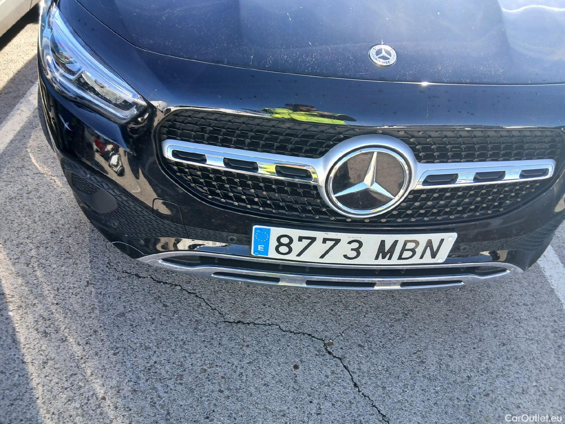  Mercedes  GLA MERCEDES-BENZ  / 2020 / 5P / todoterreno  250 e #14