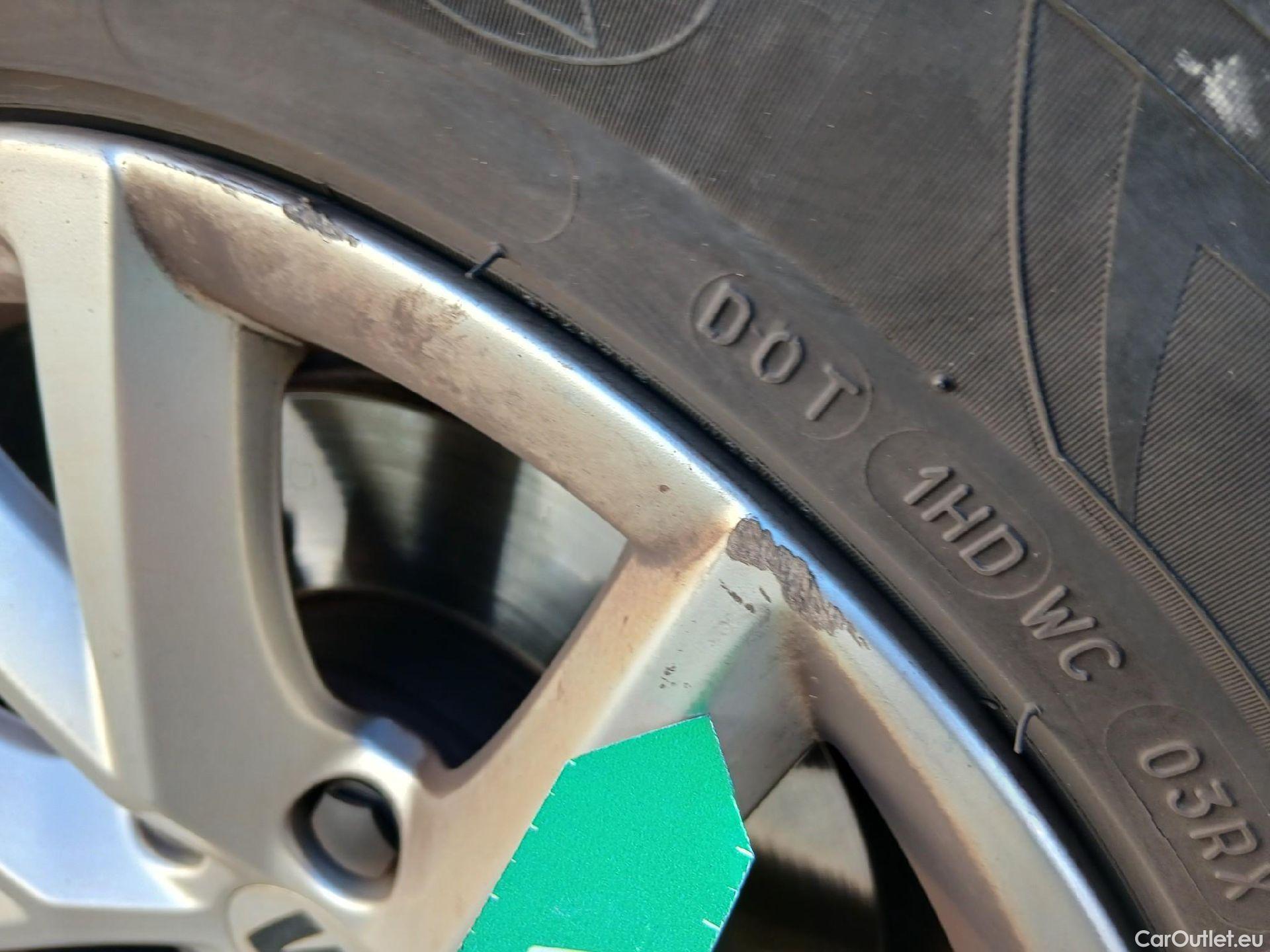  Seat  Leon SEAT Nuevo León / 2020 / 5P / familiar SP 1.5 TSI 96kW S&S Style Go(SP) #12