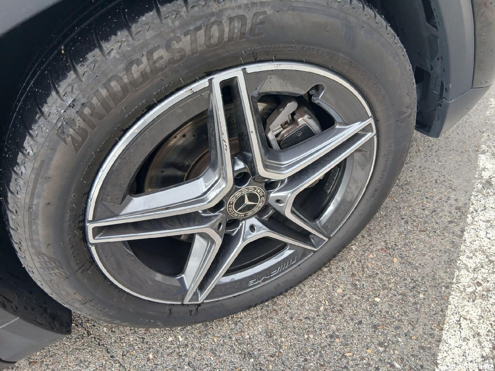  Mercedes  GLA MERCEDES-BENZ  / 2020 / 5P / todoterreno  200 D #22