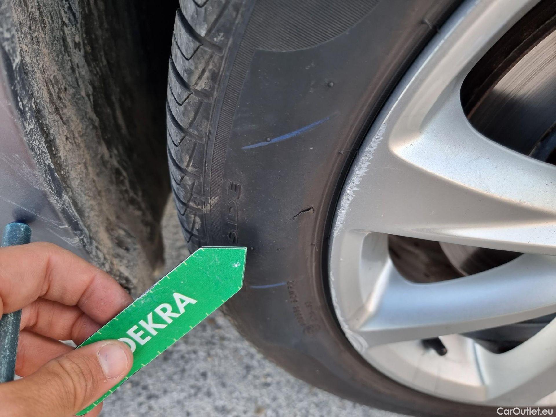  Opel  Corsa OPEL  / 2019 / 5P / berlina con portón 1.5D DT 74kW (100CV) Elegance (AC2) #9