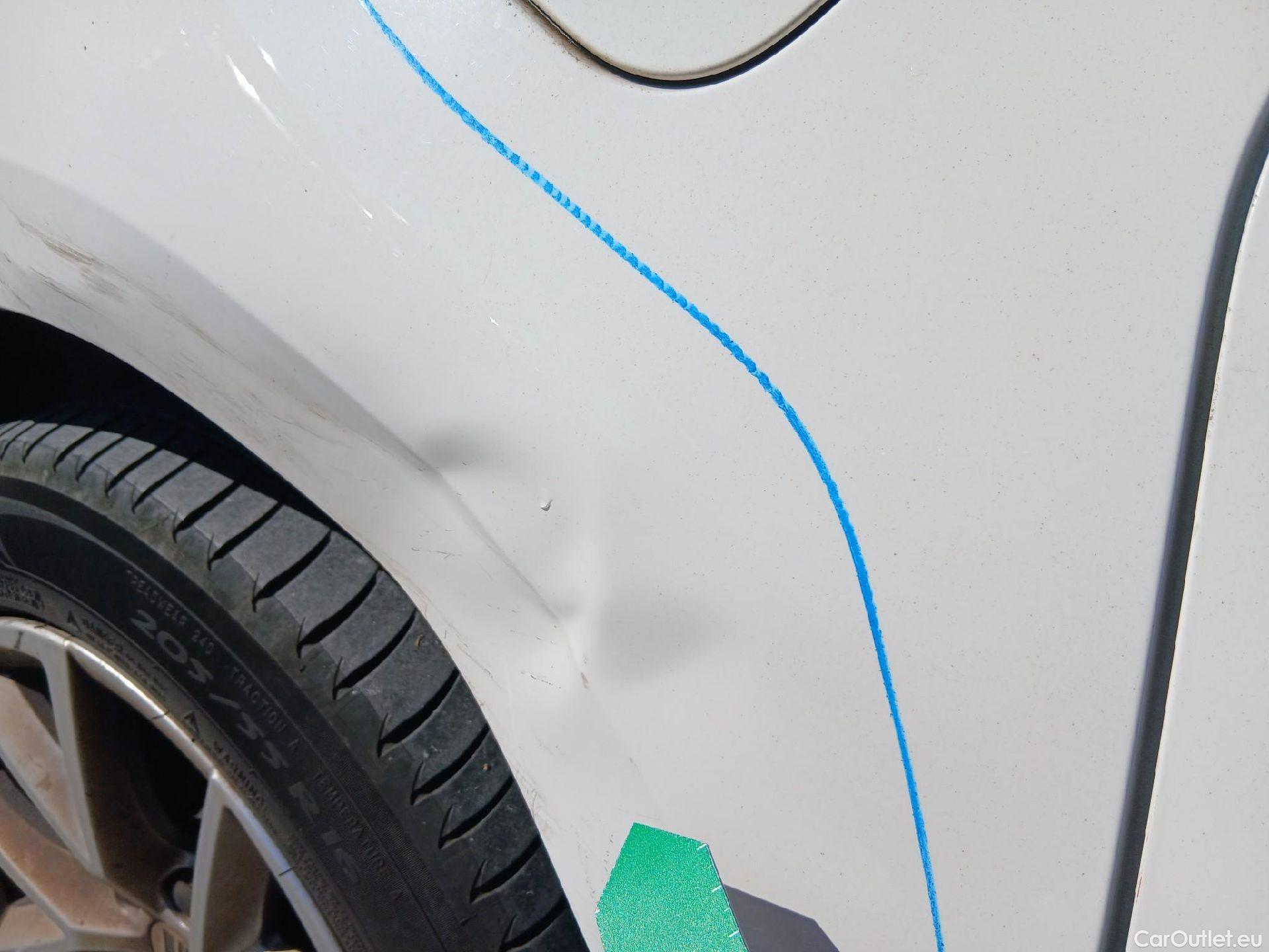  Seat  Leon SEAT Nuevo León / 2020 / 5P / familiar SP 1.5 TSI 96kW S&S Style Go(SP) #42