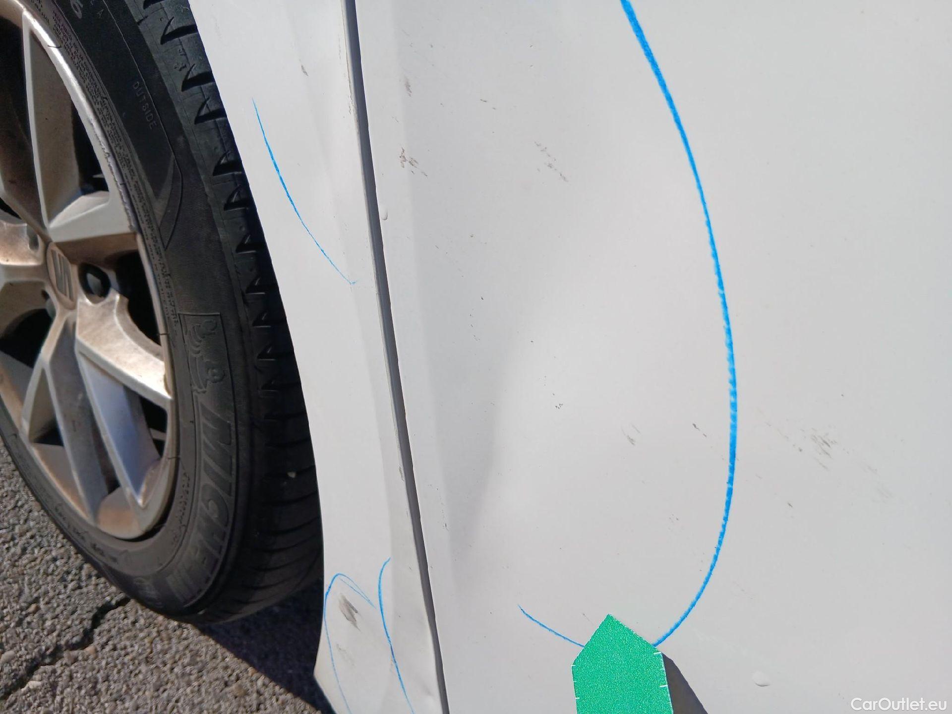  Seat  Leon SEAT Nuevo León / 2020 / 5P / familiar SP 1.5 TSI 96kW S&S Style Go(SP) #46