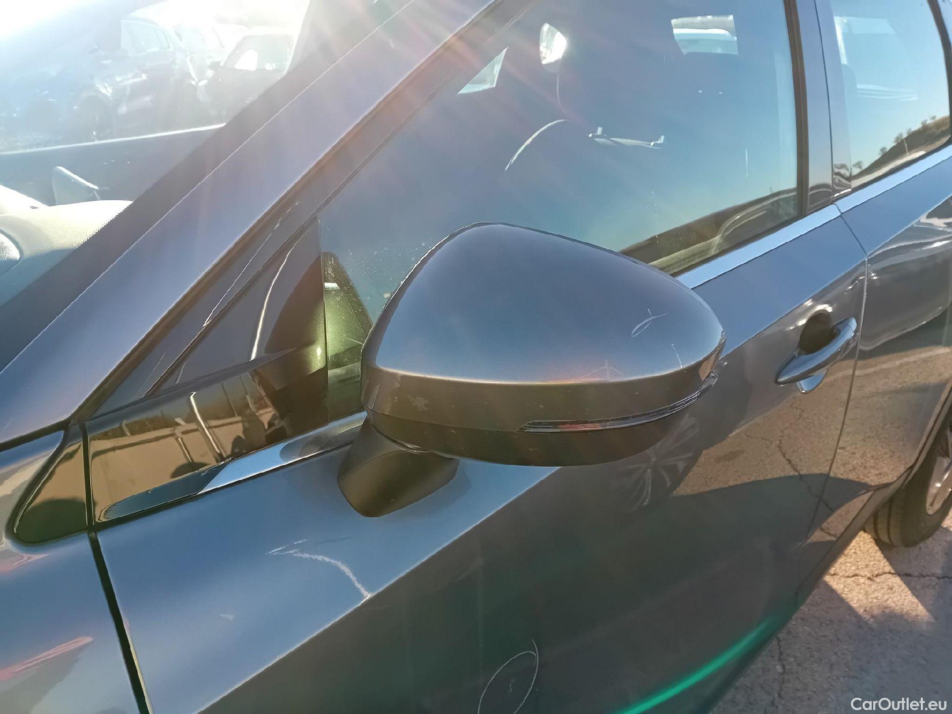  Nissan  Qashqai NISSAN  / 2021 / 5P / todoterreno DIG-T 116kW (158CV) mHEV Xtronic Acenta (AC) #13