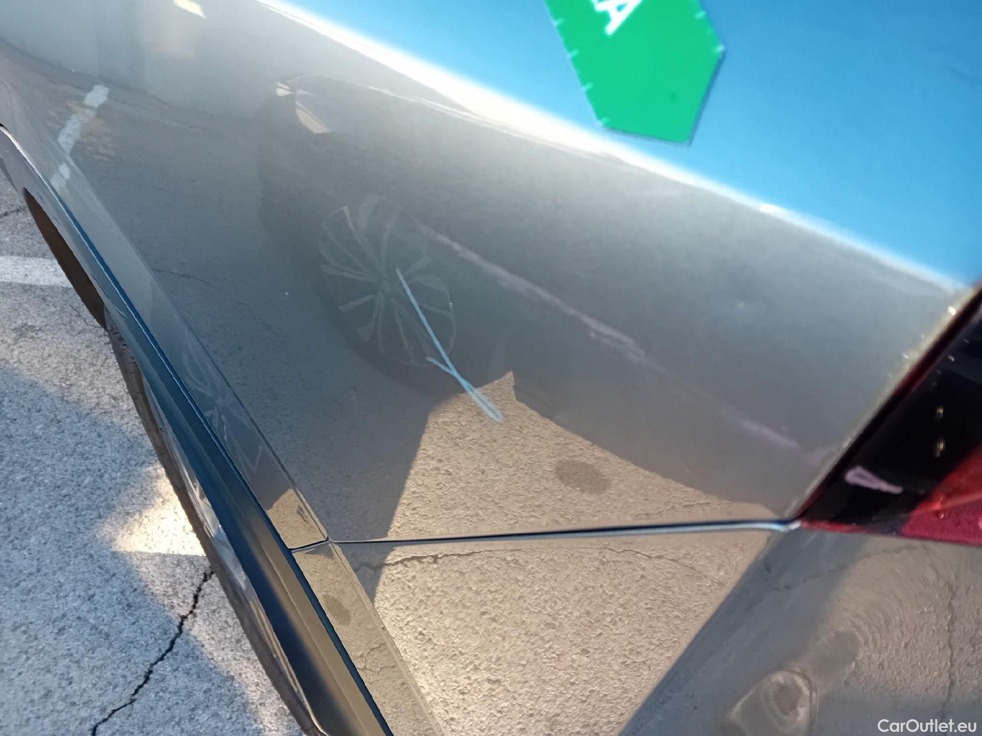  Nissan  Qashqai NISSAN  / 2021 / 5P / todoterreno DIG-T 116kW (158CV) mHEV Xtronic Acenta (AC) #18