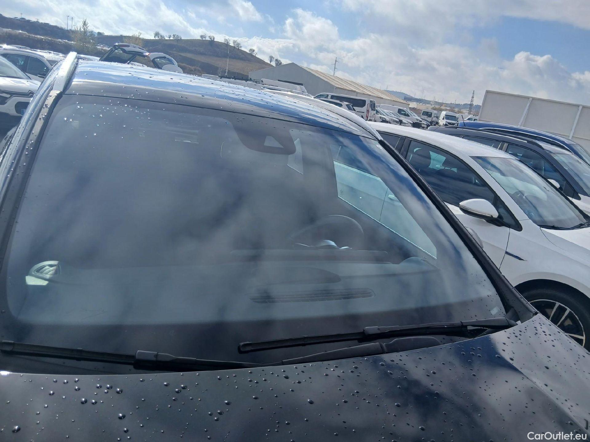  Mercedes  GLA MERCEDES-BENZ  / 2020 / 5P / todoterreno  200 D #9