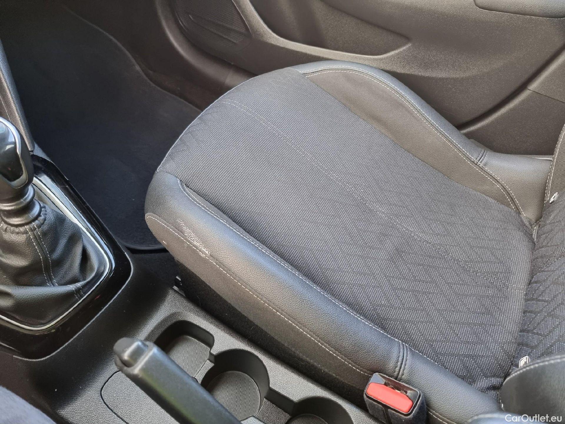  Opel  Corsa OPEL  / 2019 / 5P / berlina con portón 1.5D DT 74kW (100CV) Elegance (AC2) #5