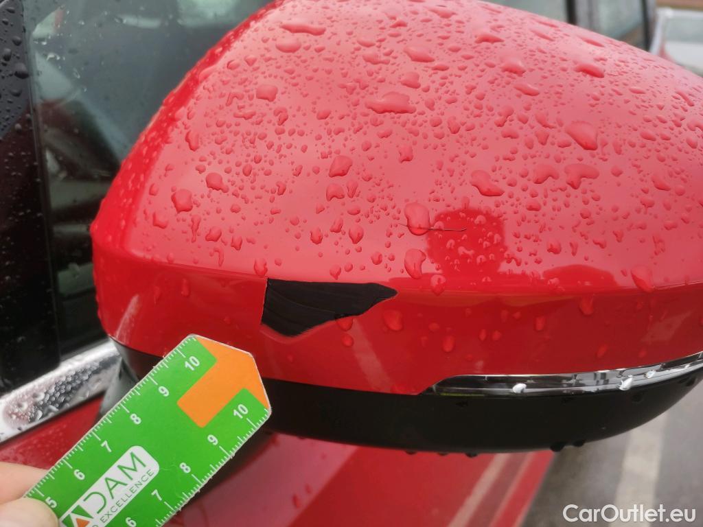  Nissan  Qashqai NISSAN  / 2021 / 5P / todoterreno DIG-T 103kW (140CV) mHEV 4x2 Acenta #26