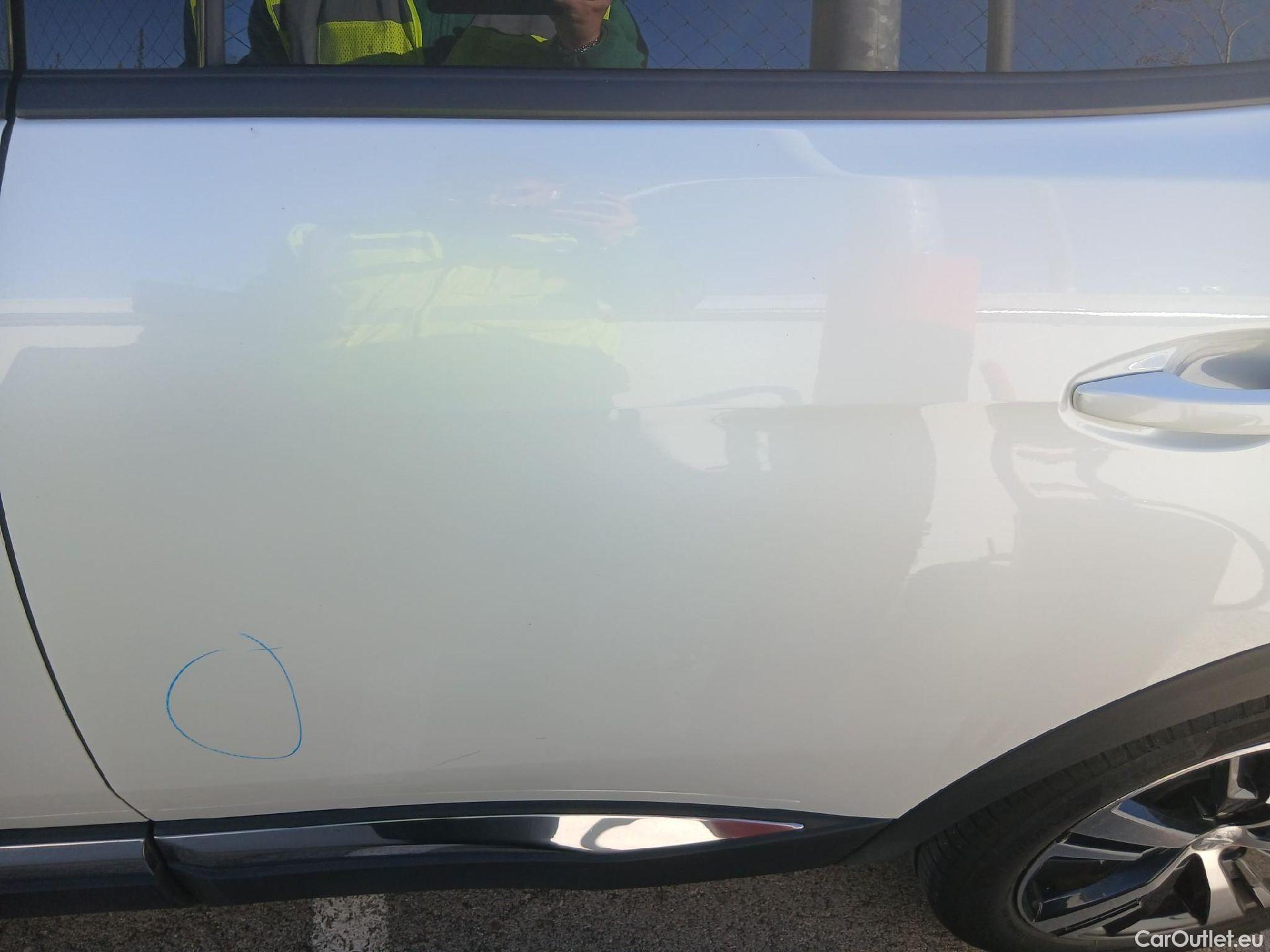  Peugeot  3008 PEUGEOT  Hybrid / 2016 / 5P / todoterreno 225 e-EAT8 Allure #20