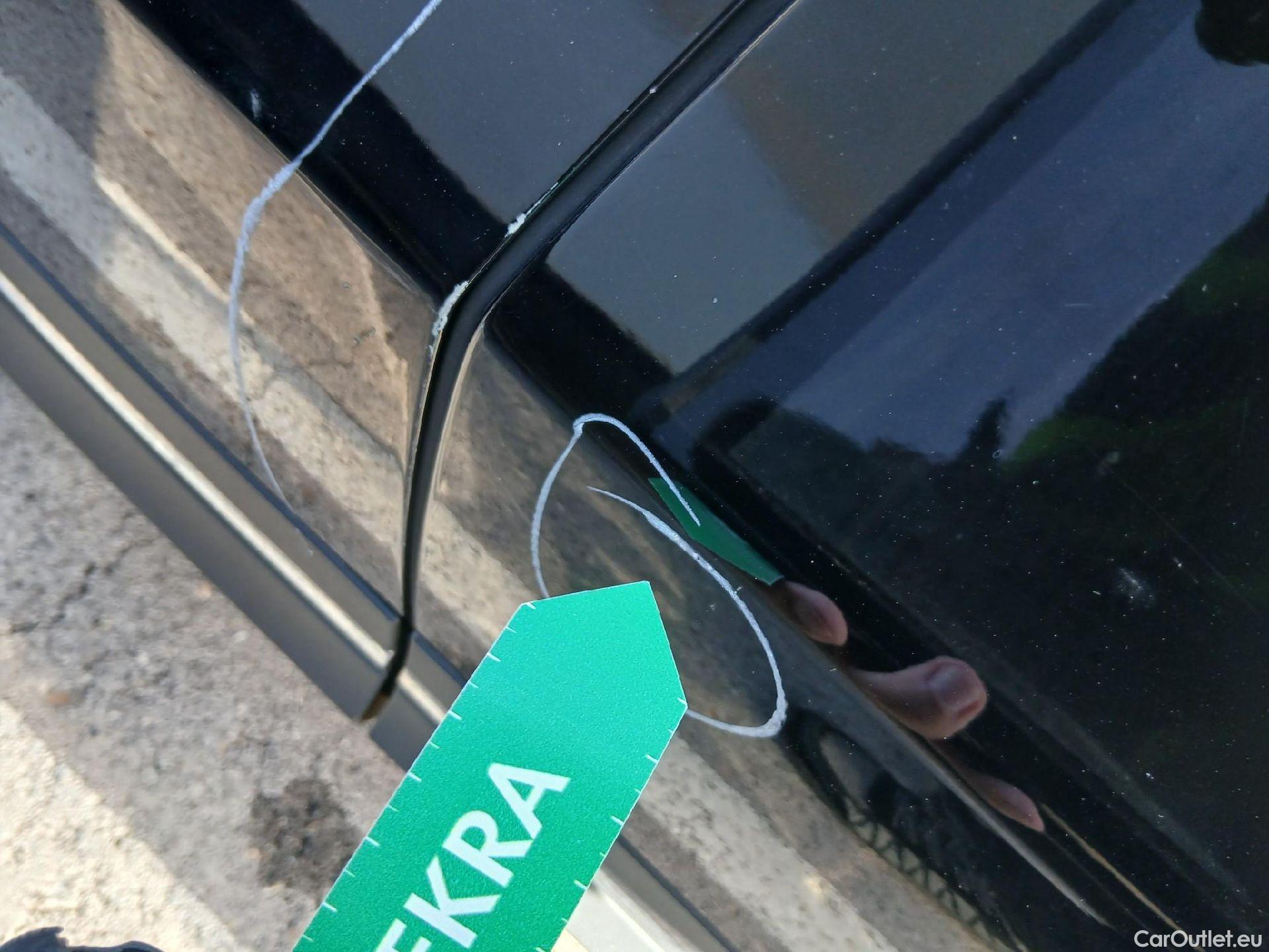  Mercedes  GLA MERCEDES-BENZ  / 2020 / 5P / todoterreno  250 e #20