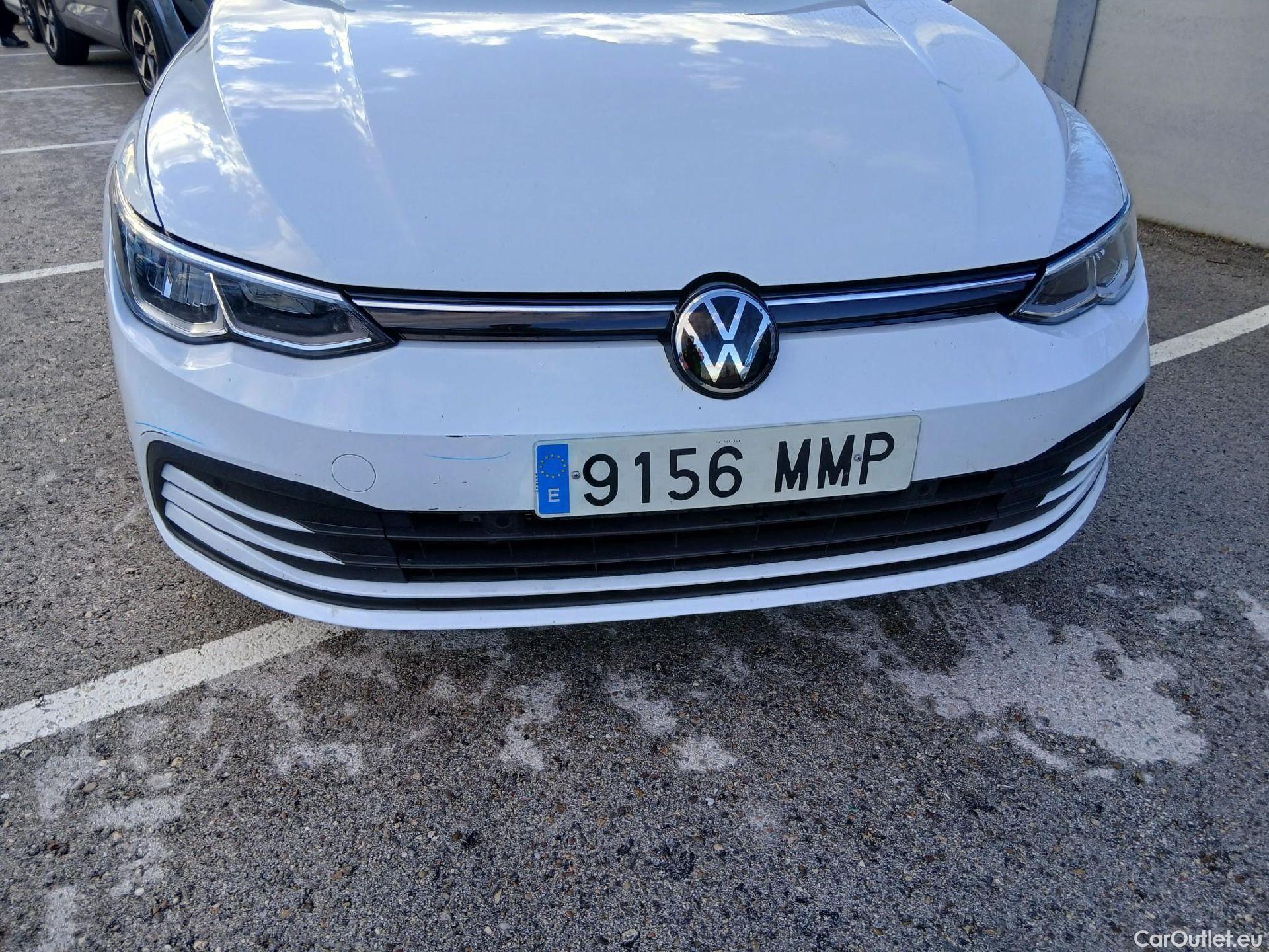  Volkswagen  Golf  VOLKSWAGEN / 2020 / 5P / berlina con portón Life 1.0 eTSI 81kW (110CV) DSG #3