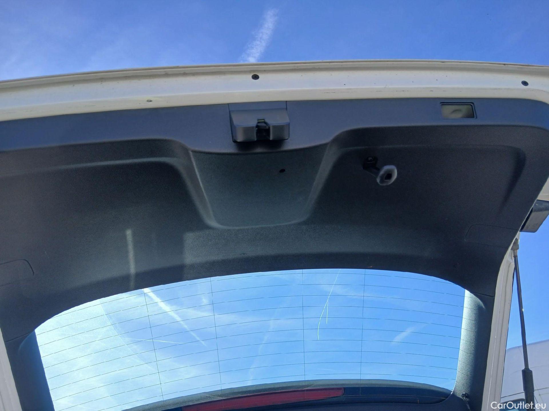  Skoda  KAMIQ SKODA  1.0 TSI 81kW (110CV) DSG Ambition (CX) #29