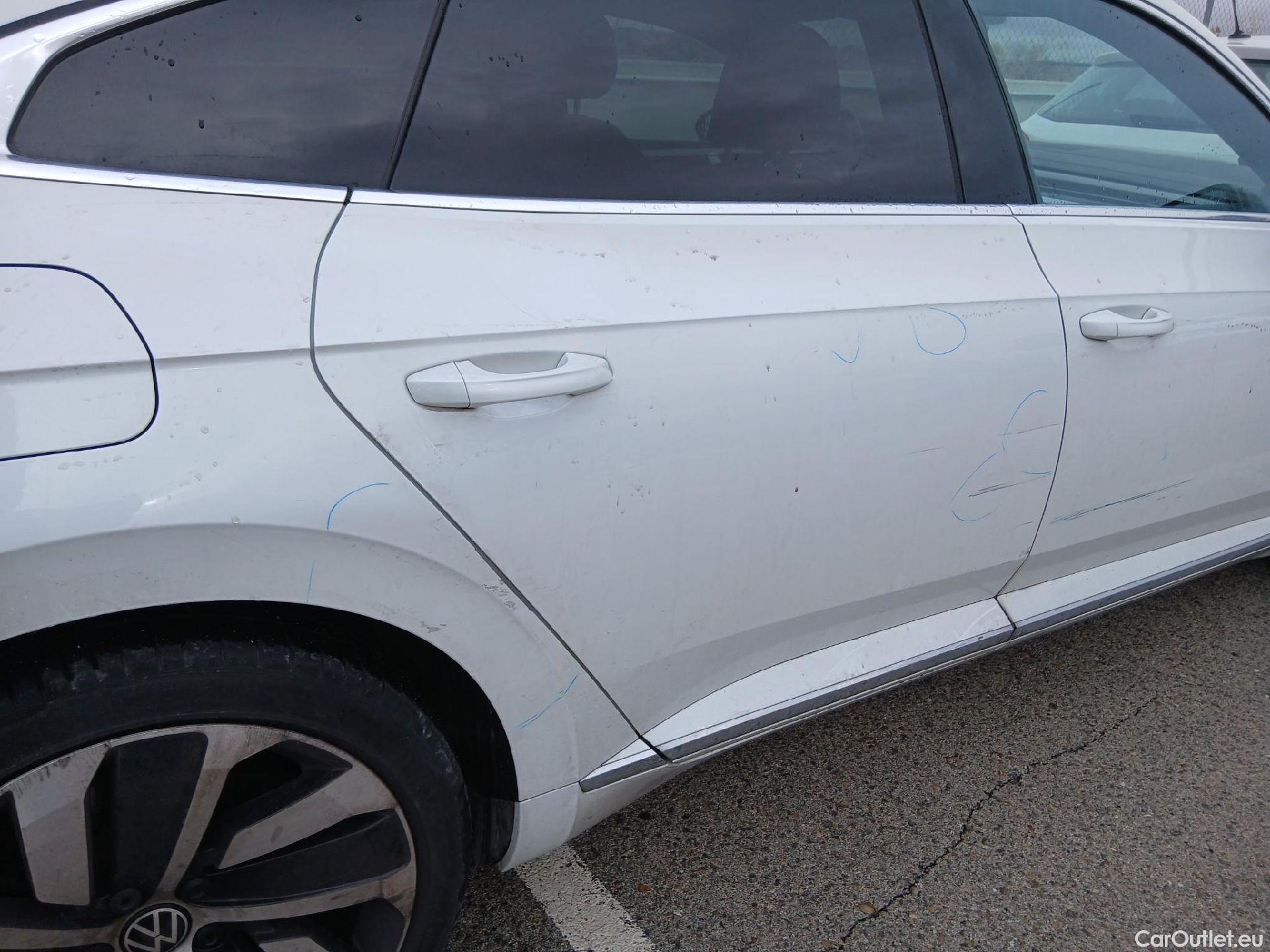  Volkswagen  Arteon VOLKSWAGEN  / 2020 / 5P / berlina con portón R-Line 2.0 TDI 147kW (200CV) DSG #41