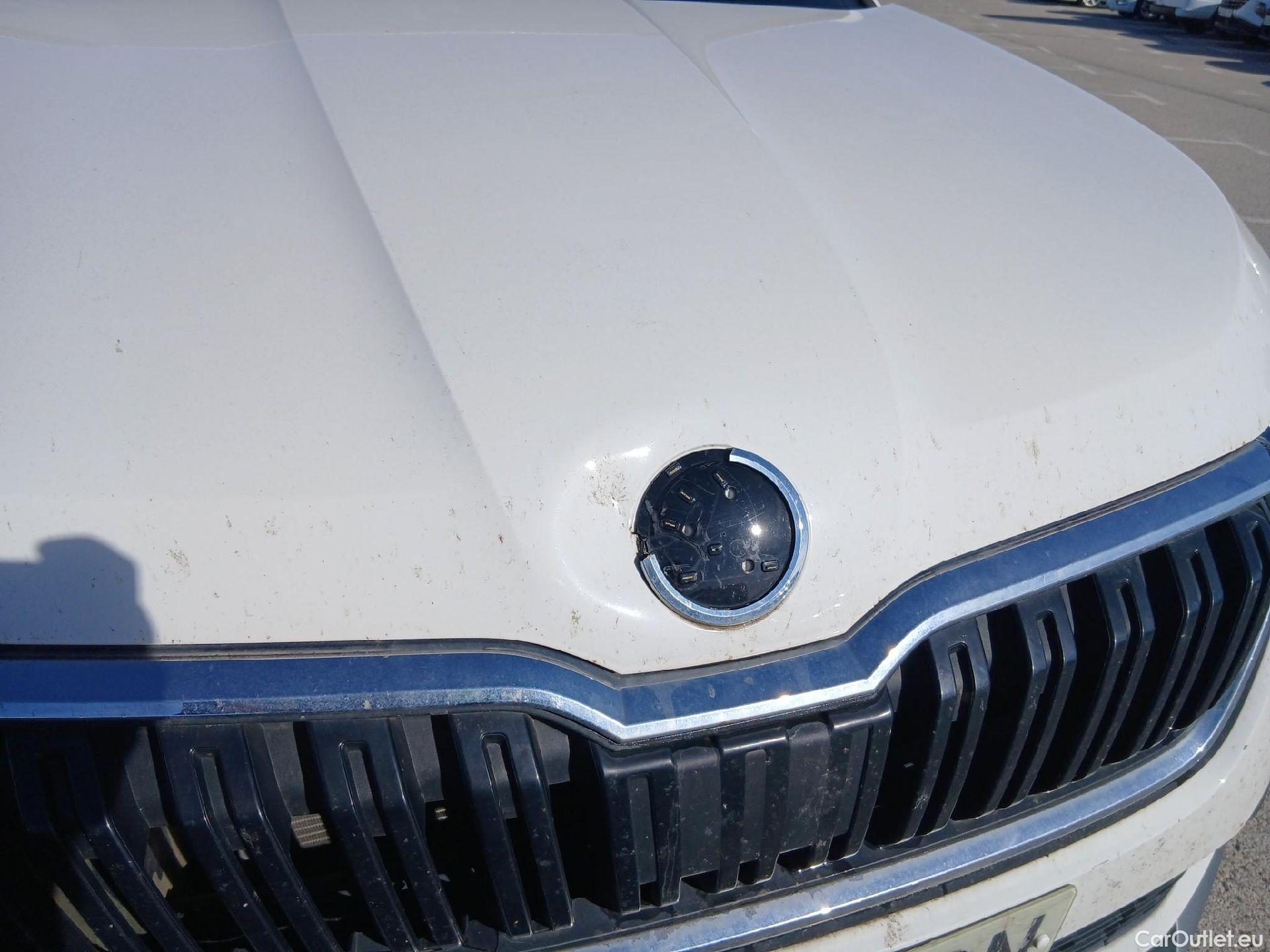  Skoda  KAMIQ SKODA  1.0 TSI 81kW (110CV) DSG Ambition (CX) #5