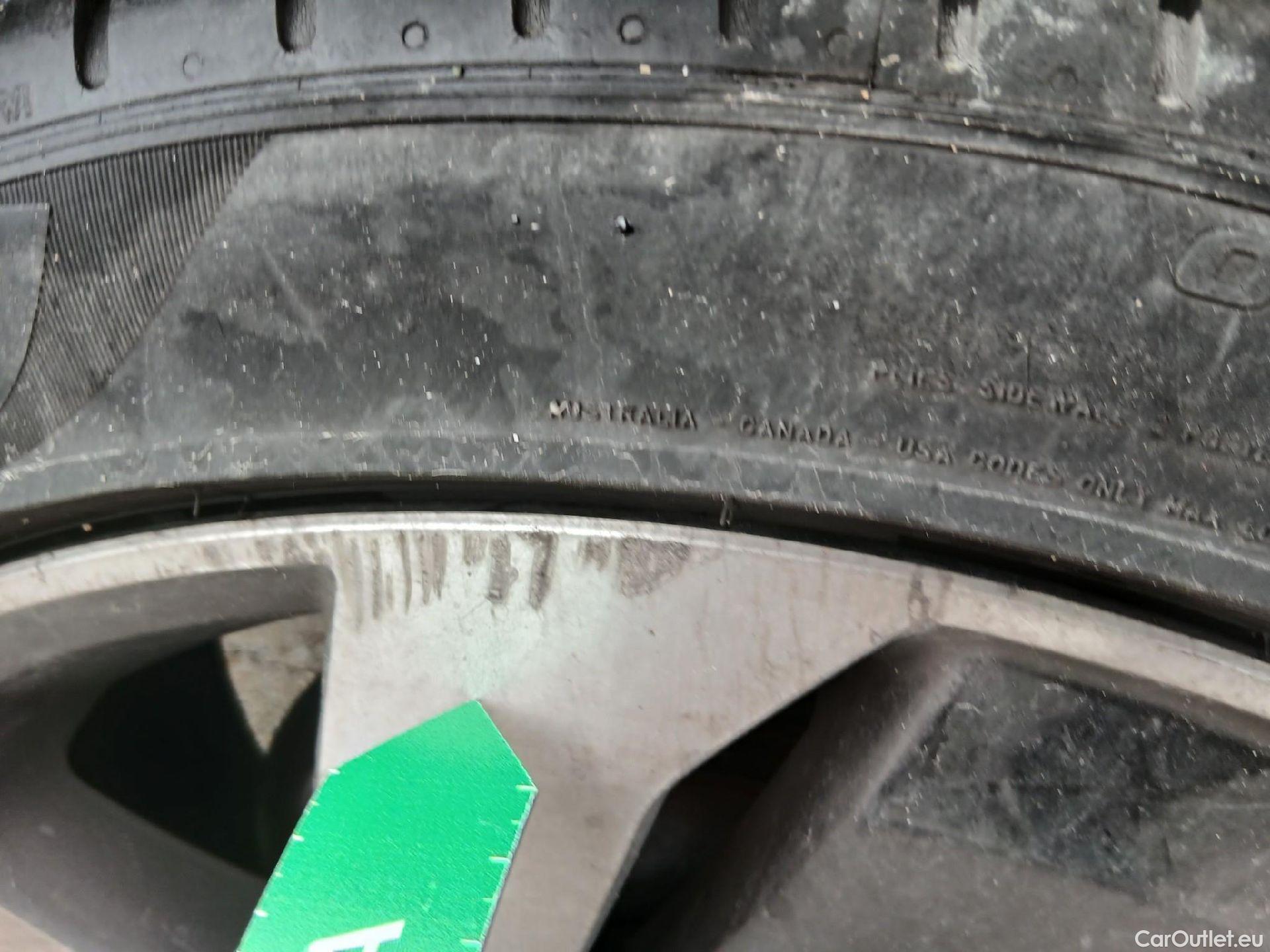  Volkswagen  Arteon VOLKSWAGEN  / 2020 / 5P / berlina con portón R-Line 2.0 TDI 147kW (200CV) DSG #47