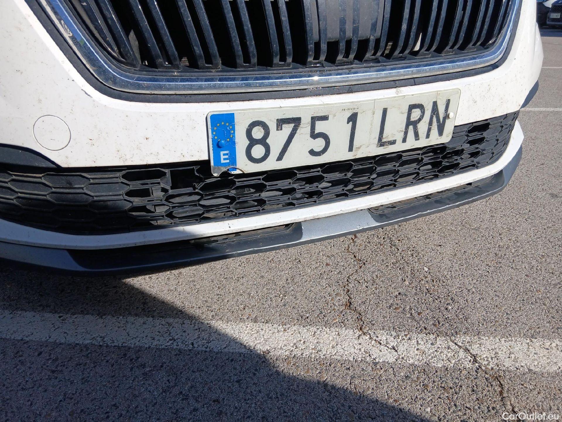  Skoda  KAMIQ SKODA  1.0 TSI 81kW (110CV) DSG Ambition (CX) #12