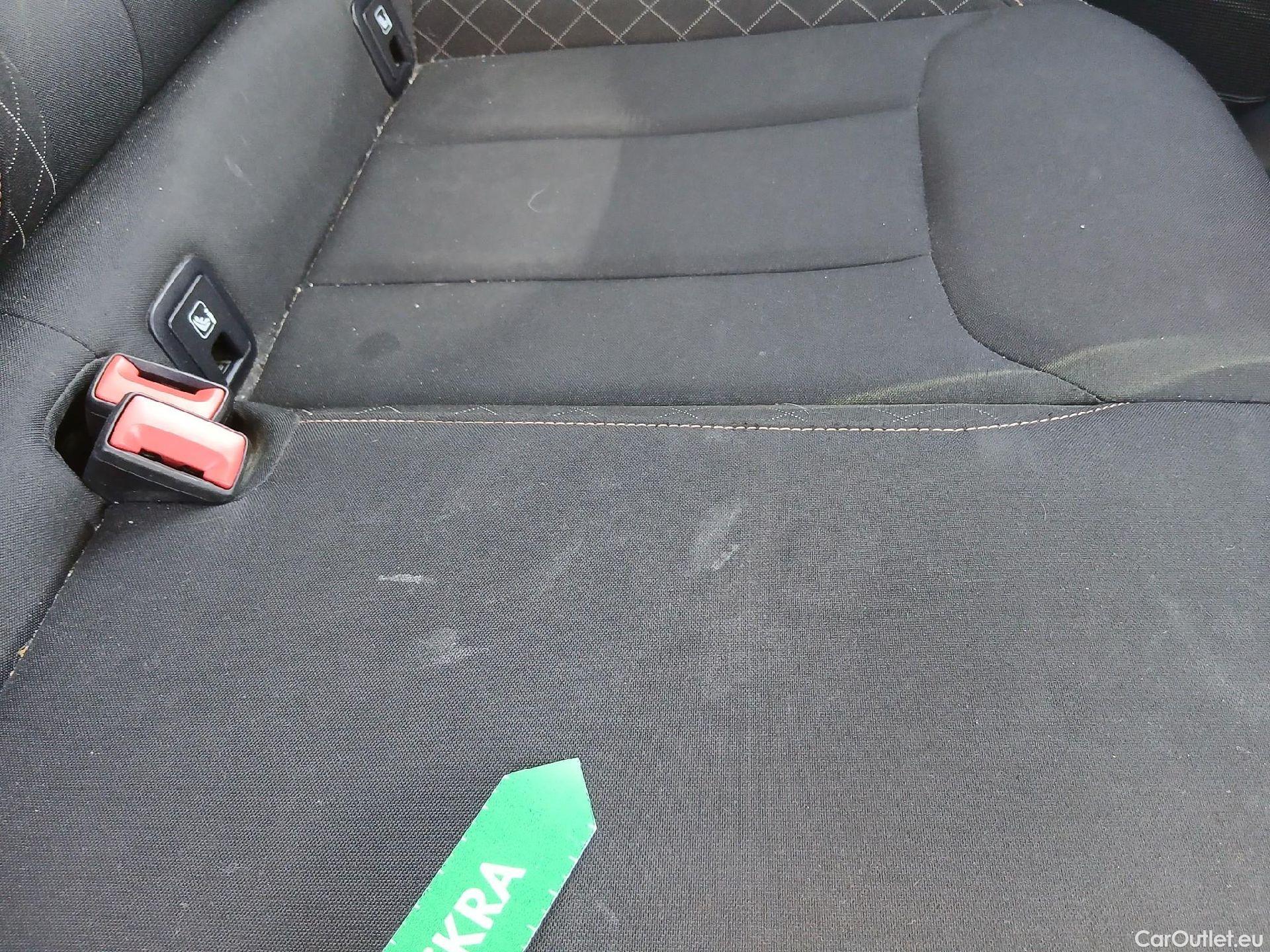  Skoda  KAMIQ SKODA  1.0 TSI 81kW (110CV) DSG Ambition (CX) #46