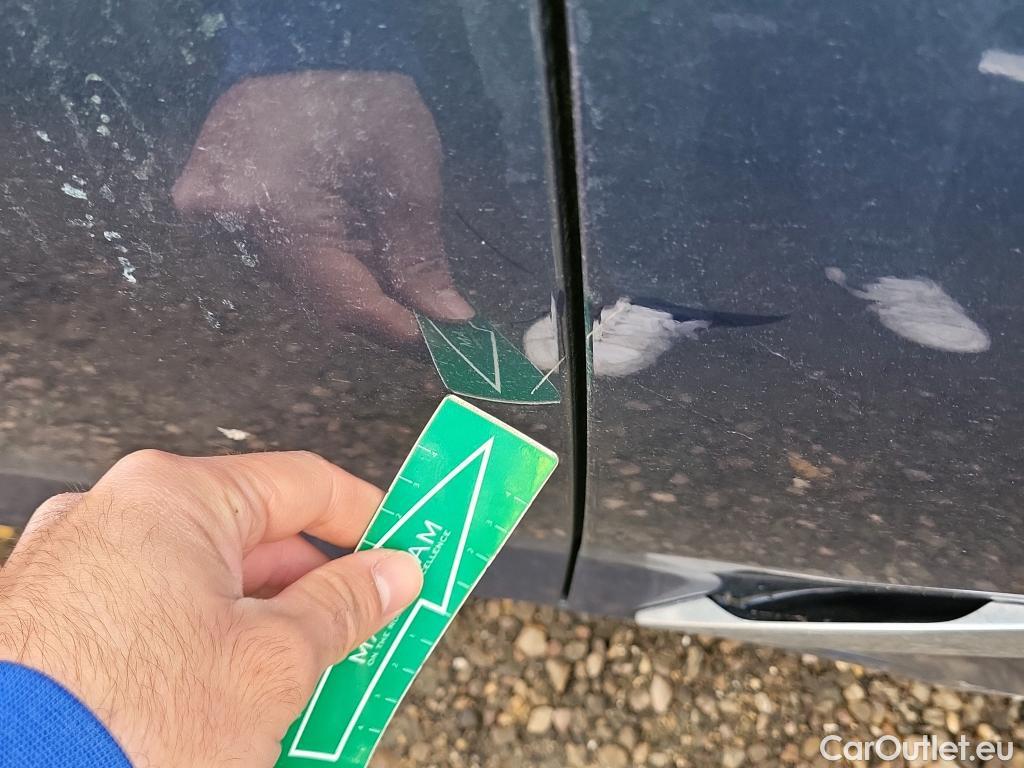  Bmw  Serie 5 BMW  / 2016 / 4P / sedán 520dA #2