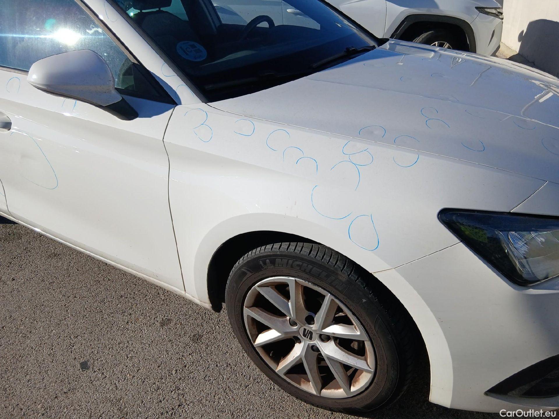  Seat  Leon SEAT Nuevo León / 2020 / 5P / familiar SP 1.5 TSI 96kW S&S Style Go(SP) #54