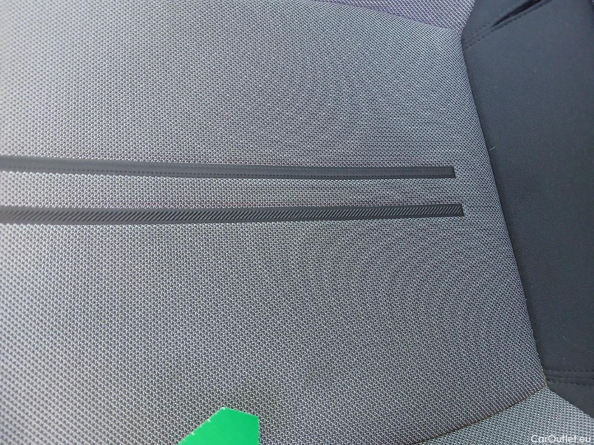  Seat  Leon SEAT Nuevo León / 2020 / 5P / familiar SP 1.5 TSI 96kW S&S Style Go(SP) #62