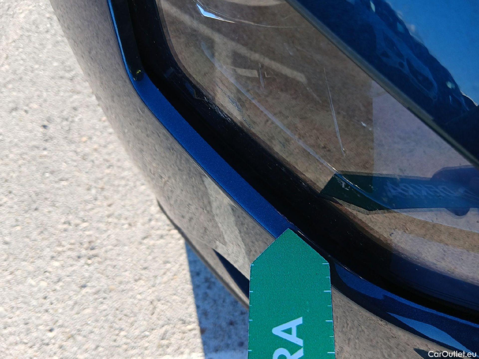  Skoda  Karoq SKODA  / 2017 / 5P / todoterreno 2.0 TDI 110kW (150CV) DSG 4X4 Scout #6