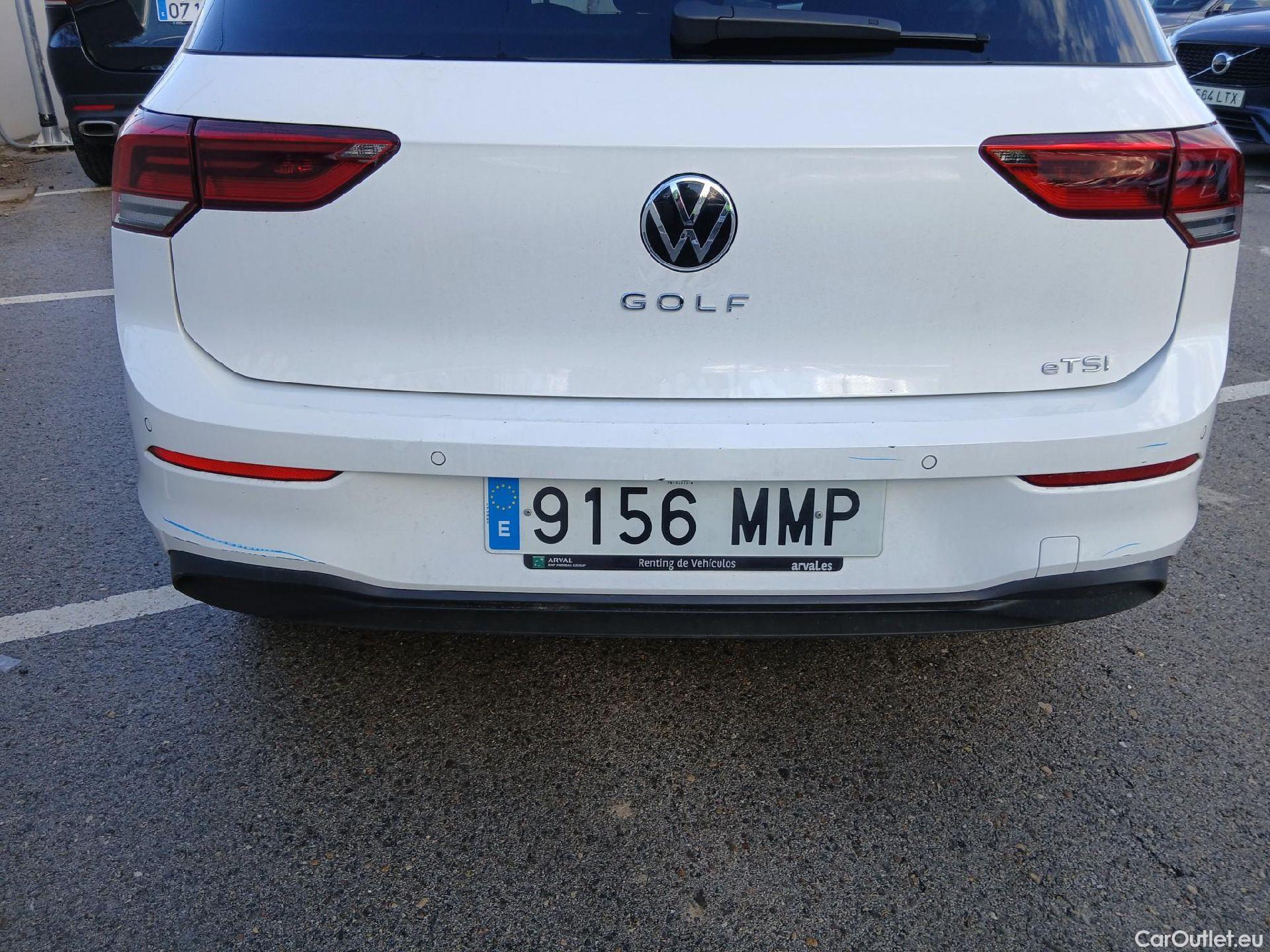  Volkswagen  Golf  VOLKSWAGEN / 2020 / 5P / berlina con portón Life 1.0 eTSI 81kW (110CV) DSG #12