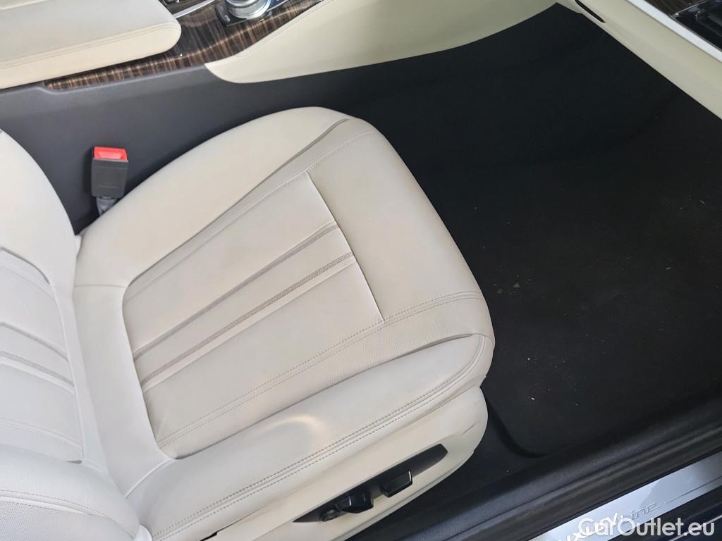  Bmw  Serie 5 BMW  / 2016 / 4P / sedán 520dA #11