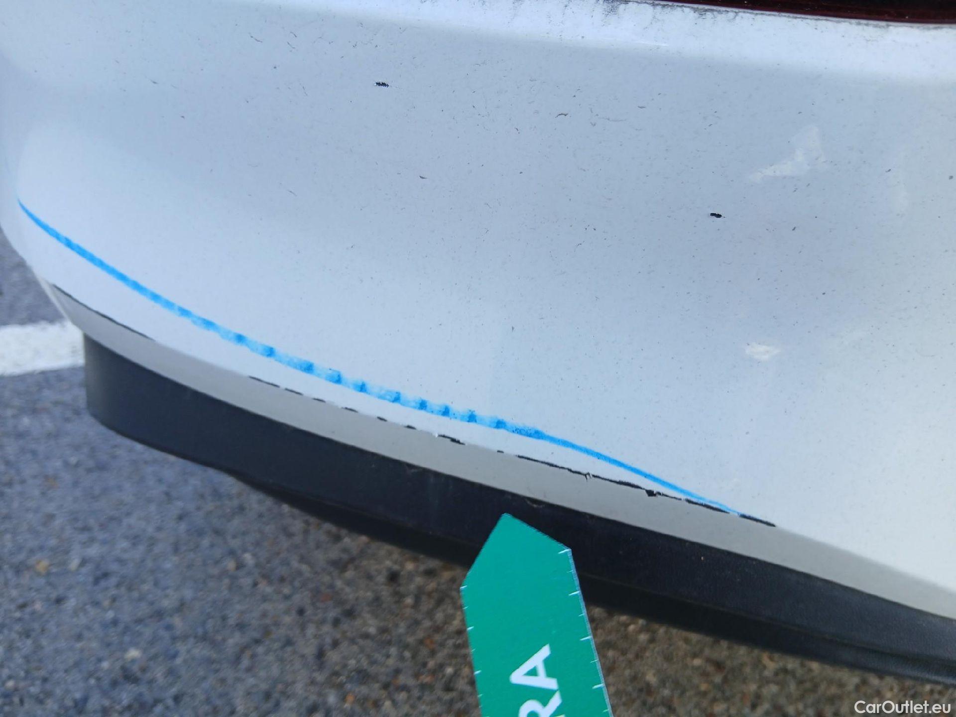  Volkswagen  Golf  VOLKSWAGEN / 2020 / 5P / berlina con portón Life 1.0 eTSI 81kW (110CV) DSG #13