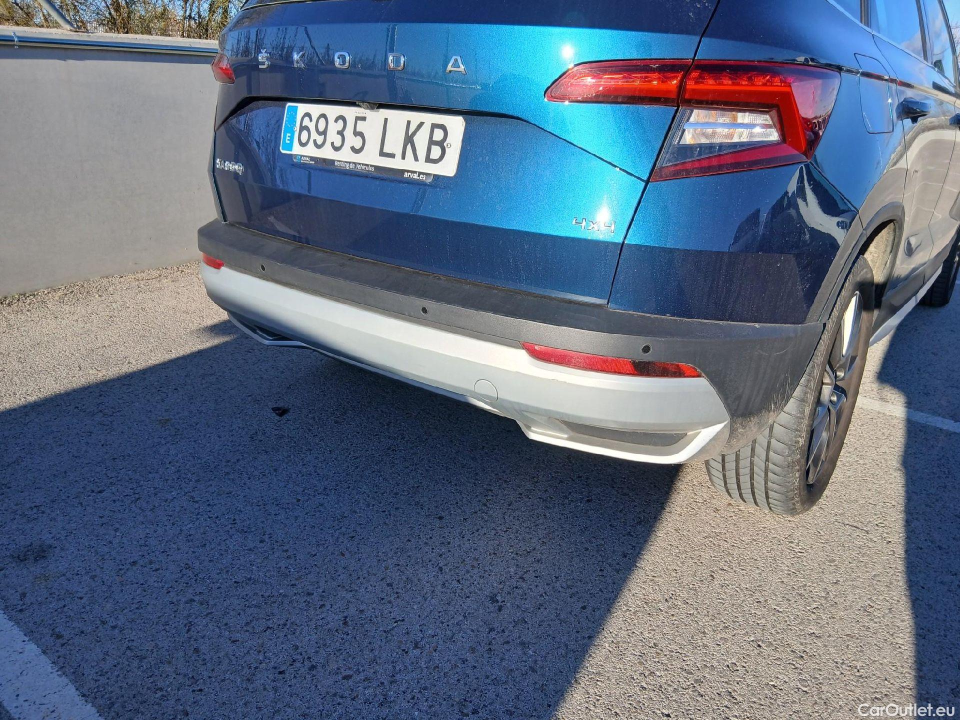  Skoda  Karoq SKODA  / 2017 / 5P / todoterreno 2.0 TDI 110kW (150CV) DSG 4X4 Scout #24