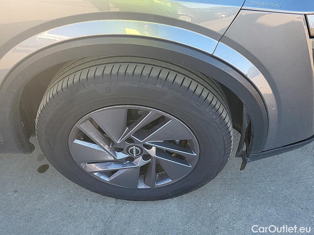  Nissan  Qashqai NISSAN  / 2021 / 5P / todoterreno DIG-T 116kW (158CV) mHEV Xtronic Acenta (AC4) #32