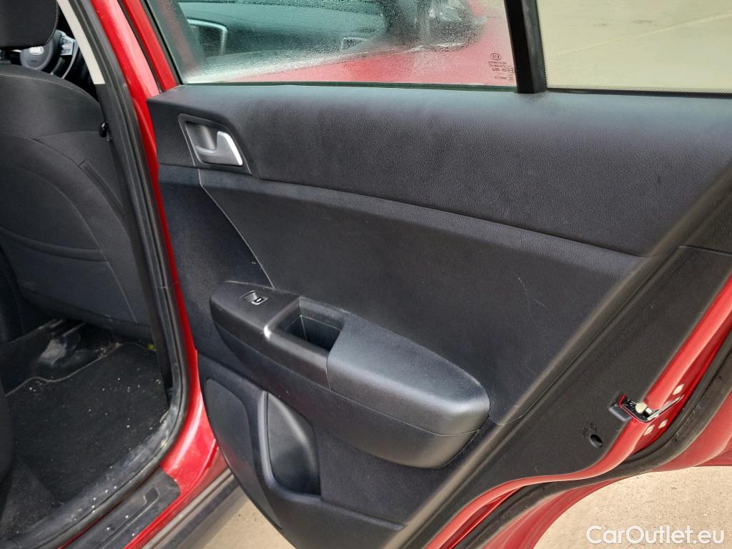  KIA  Sportage KIA  / 2018 / 5P / todoterreno 1.6 GDi 97kW (132CV) Concept 4x2 #12