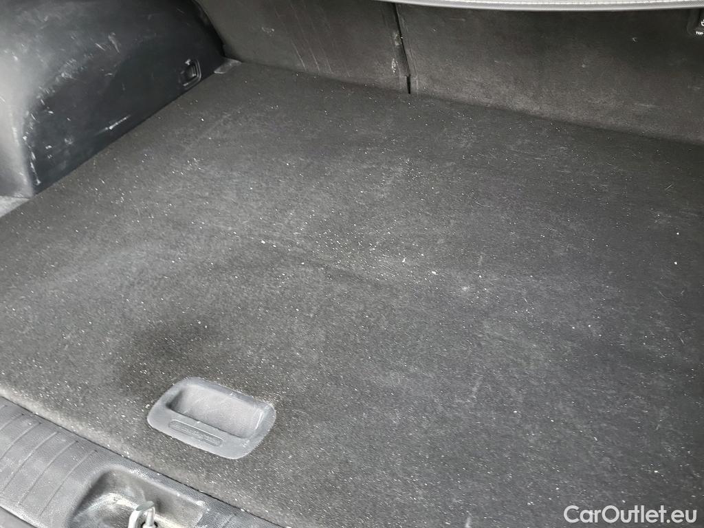  KIA  Sportage KIA  / 2018 / 5P / todoterreno 1.6 GDi 97kW (132CV) Concept 4x2 #5