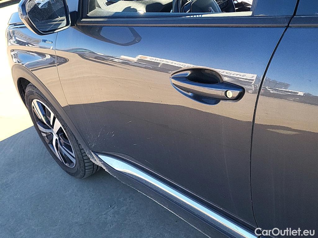  Peugeot  3008 PEUGEOT  Hybrid / 2020 / 5P / todoterreno 225 e-EAT8 Allure #5