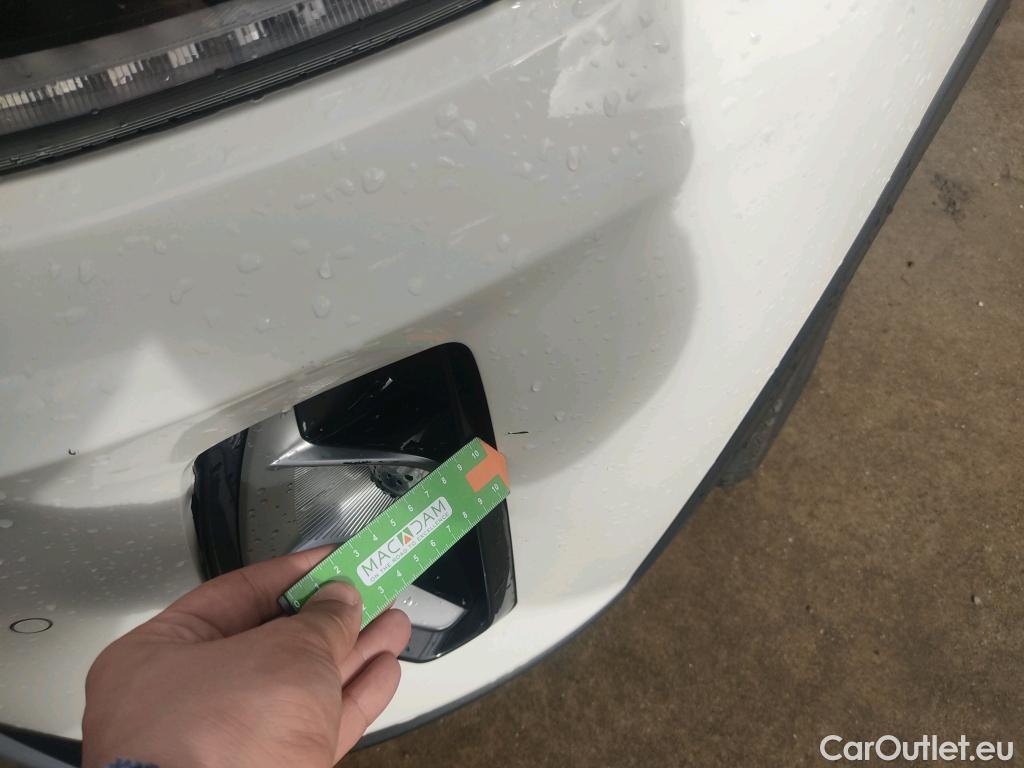  KIA  STONIC KIA  / 2017 / 5P / todoterreno 1.0 T-GDi 88kW (120CV) MHEV iMT Drive #23