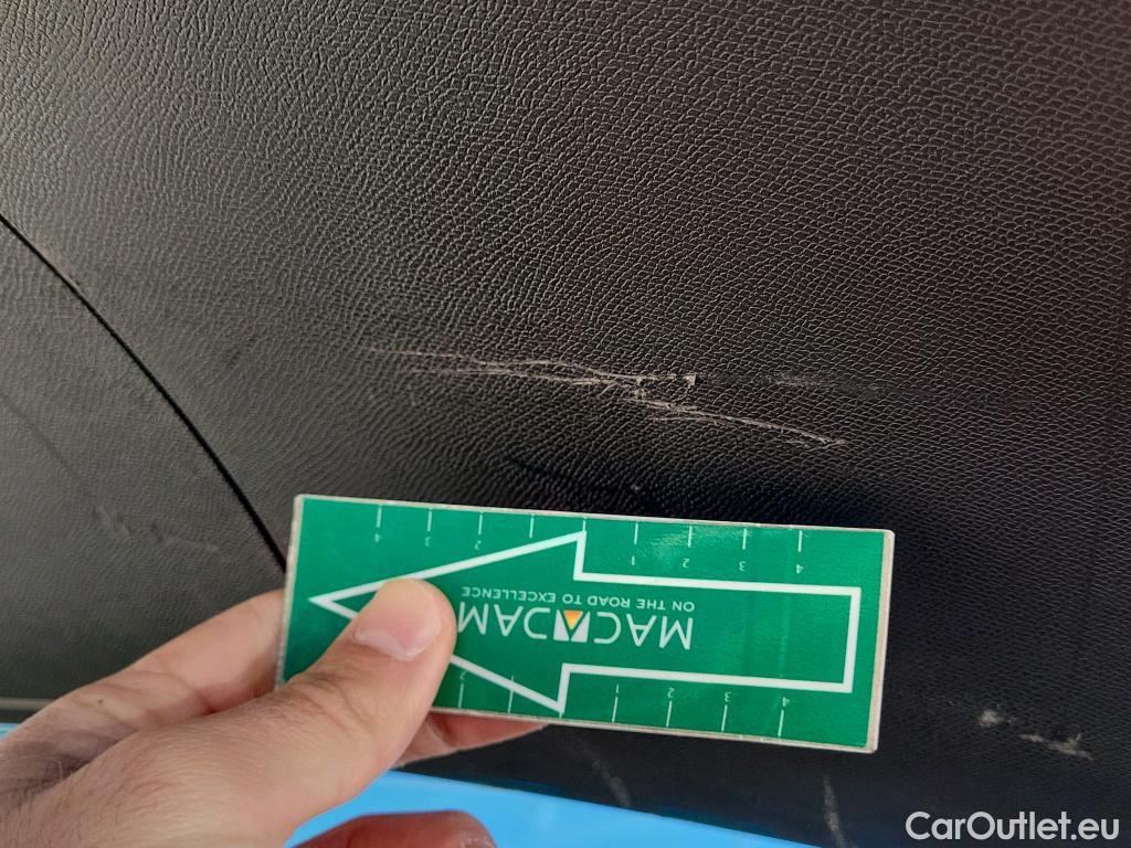  Peugeot  3008 PEUGEOT  Hybrid / 2020 / 5P / todoterreno 225 e-EAT8 Allure #14