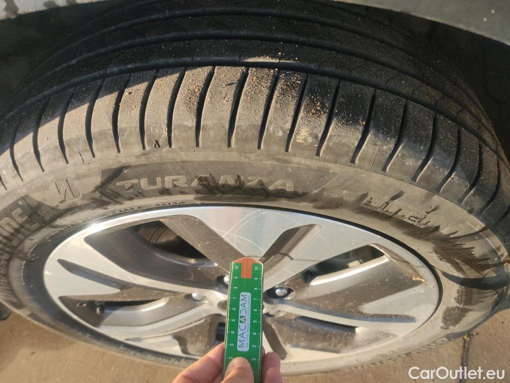  KIA  Niro KIA e- / 2016 / 5P / crossover e- 150kW (204CV) Drive (Long Range) #4