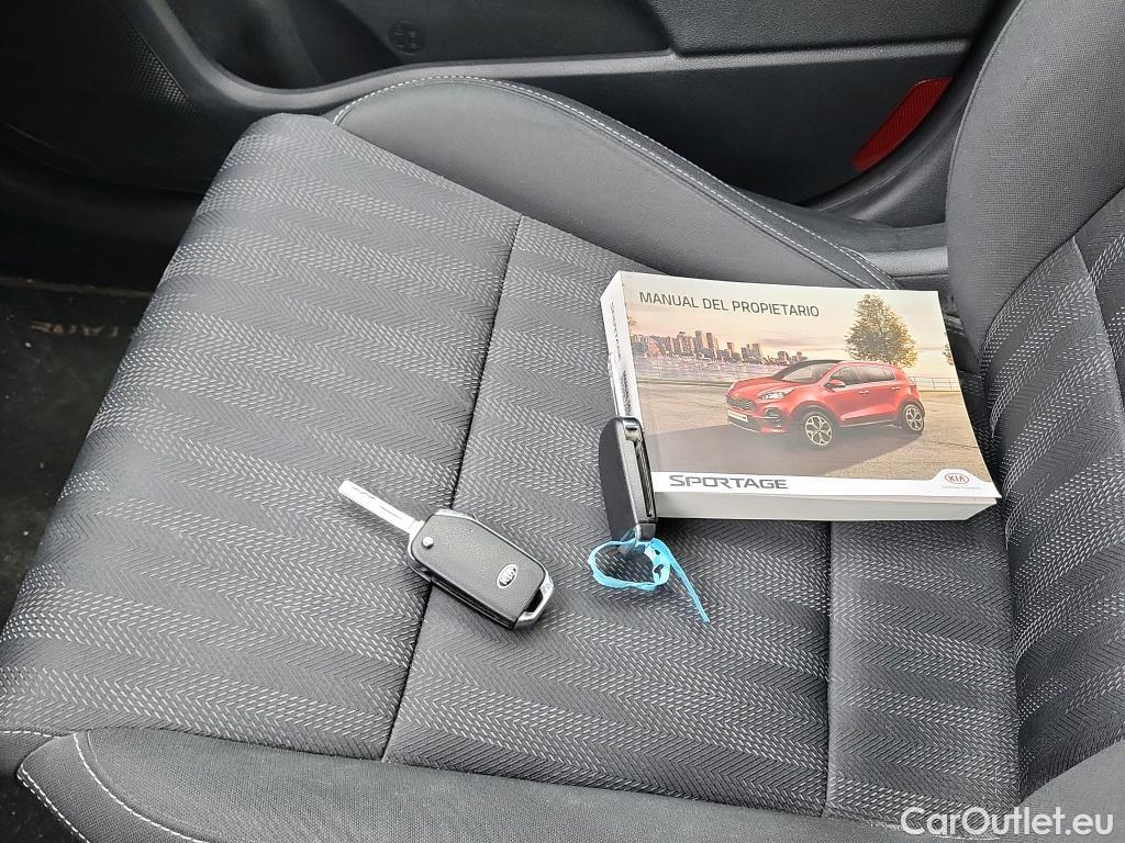  KIA  Sportage KIA  / 2018 / 5P / todoterreno 1.6 GDi 97kW (132CV) Concept 4x2 #17