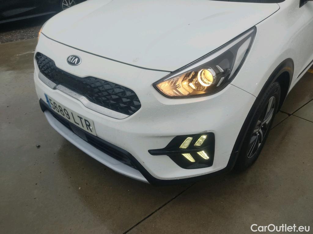  KIA  Niro KIA  / 2019 / 5P / crossover 1.6 GDi HEV 104kW (141CV) Drive #9