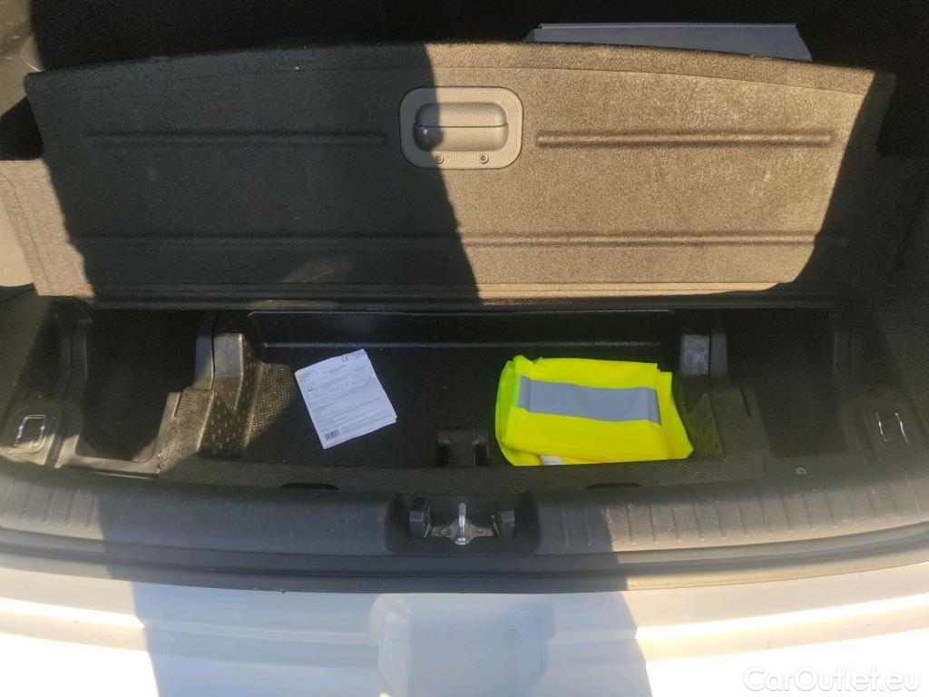  KIA  Niro KIA e- / 2016 / 5P / crossover e- 150kW (204CV) Drive (Long Range) #5