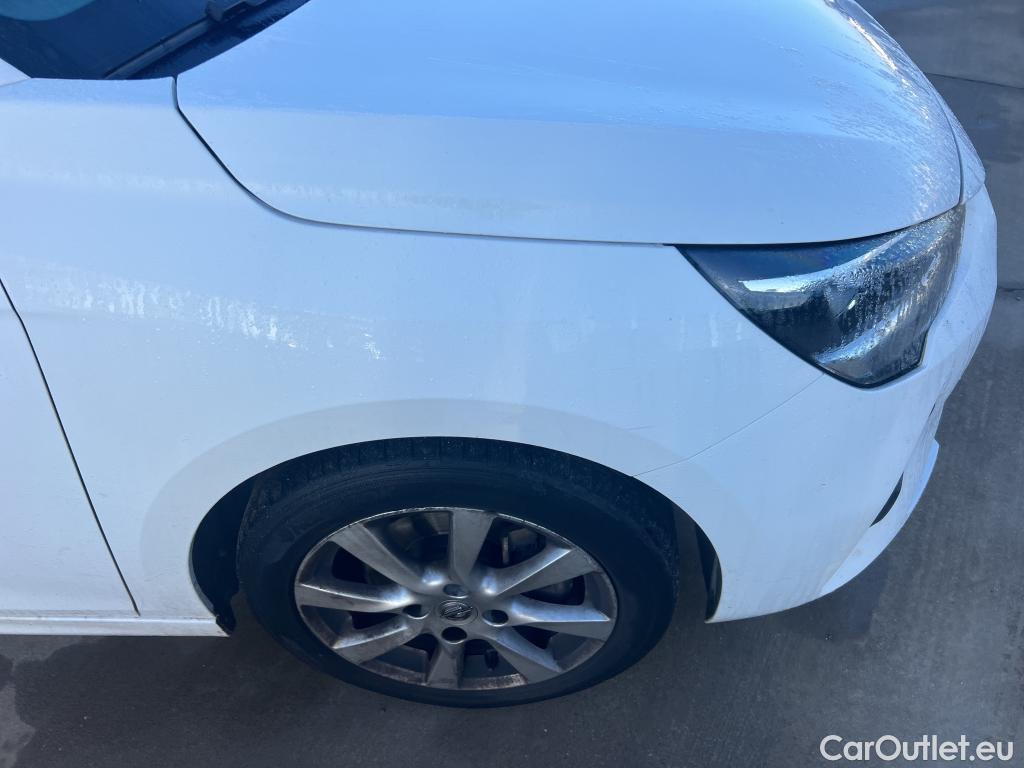  Opel  Corsa OPEL  / 2019 / 5P / berlina con portón 1.2T XHL 74kW (100CV) Edition (AC) #3