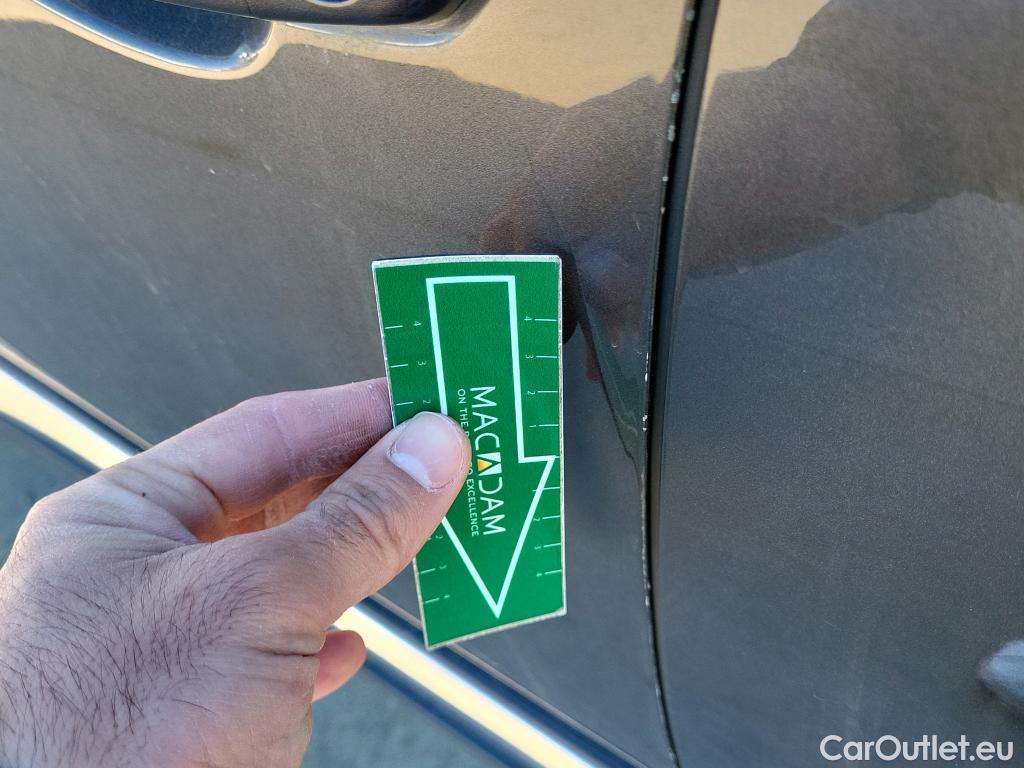  Peugeot  3008 PEUGEOT  Hybrid / 2020 / 5P / todoterreno 225 e-EAT8 Allure #6