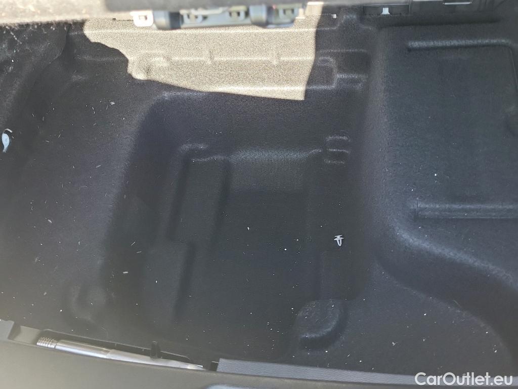  Mercedes  E-Klasse MERCEDES-BENZ Clase E / 2020 / 2P / coupé Coupé E 220 d #10